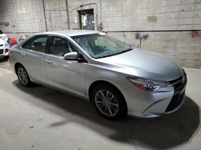 4T1BF1FK5HU721467 - 2017 TOYOTA CAMRY LE SILVER photo 4