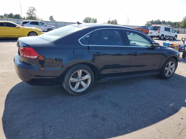 1VWBP7A30DC106701 - 2013 VOLKSWAGEN PASSAT SE BLACK photo 3
