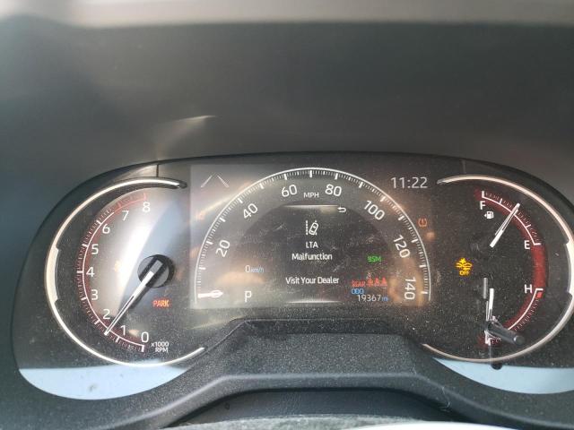 2T3K1RFV8PC233418 - 2023 TOYOTA RAV4 LE SILVER photo 9