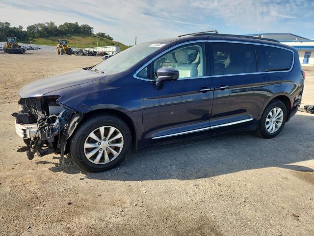 2017 CHRYSLER PACIFICA TOURING L, 