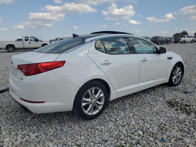 5XXGN4A72CG089611 - 2012 KIA OPTIMA EX WHITE photo 3
