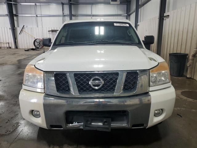 1N6BA0ED9CN303669 - 2012 NISSAN TITAN S Սպիտակ լուսանկար 5