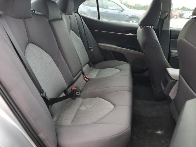 4T1B11HK0JU087597 - 2018 TOYOTA CAMRY L 灰色 照片 10