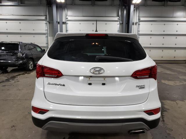 5NMZTDLB4JH093867 - 2018 HYUNDAI SANTA FE S WHITE photo 6