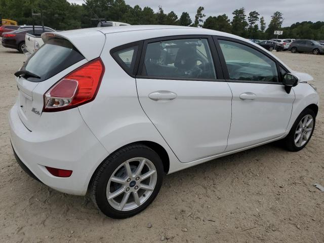 3FADP4EJ9KM123520 - 2019 FORD FIESTA SE WHITE photo 3