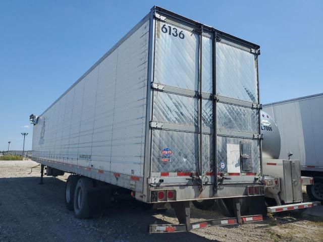 1UYVS2531AM699312 - 2010 UTILITY VS2RA თეთრი ფოტო 3