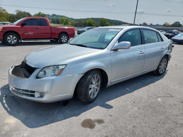 2006 TOYOTA AVALON XL, 