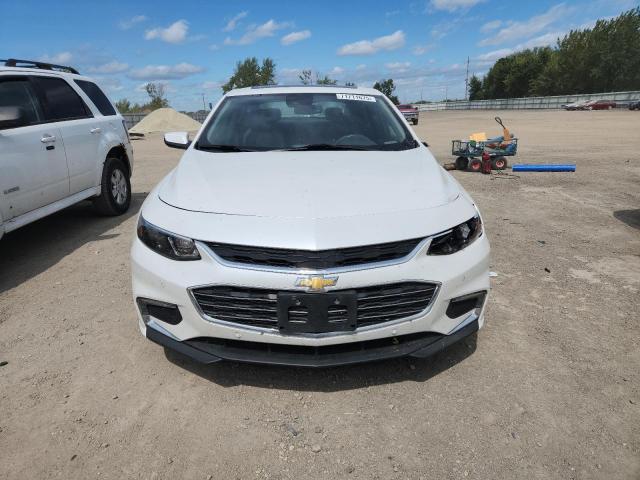 1G1ZE5SX3JF165337 - 2018 CHEVROLET MALIBU PREMIER WHITE photo 5