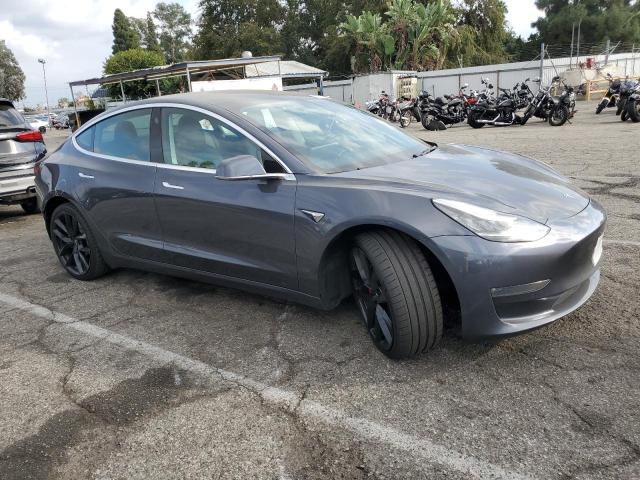 5YJ3E1EB1KF522400 - 2019 TESLA MODEL 3 GRAY photo 4