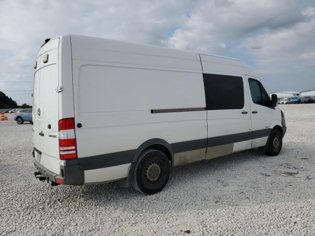 WD3PE8CC7D5750535 - 2013 MERCEDES-BENZ SPRINTER 2500 WHITE photo 3