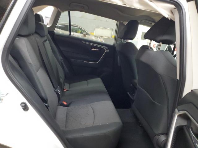 2T3W1RFV3RW323742 - 2024 TOYOTA RAV4 XLE WHITE photo 11