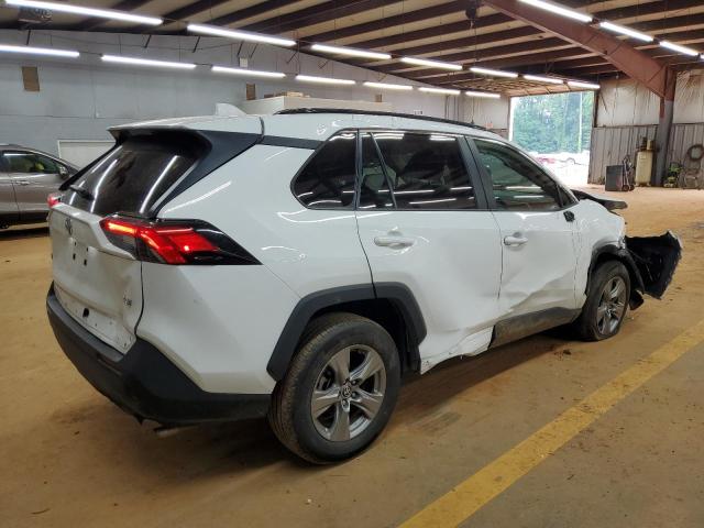 2T3W1RFV3RW323742 - 2024 TOYOTA RAV4 XLE WHITE photo 3