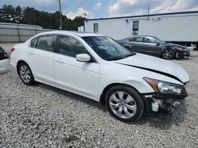 1HGCP2F86AA148877 - 2010 HONDA ACCORD EXL WHITE photo 4