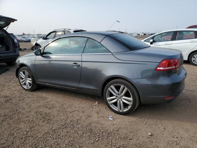 WVWFW8AH2DV002675 - 2013 VOLKSWAGEN EOS LUX ნაცრისფერი ფოტო 2
