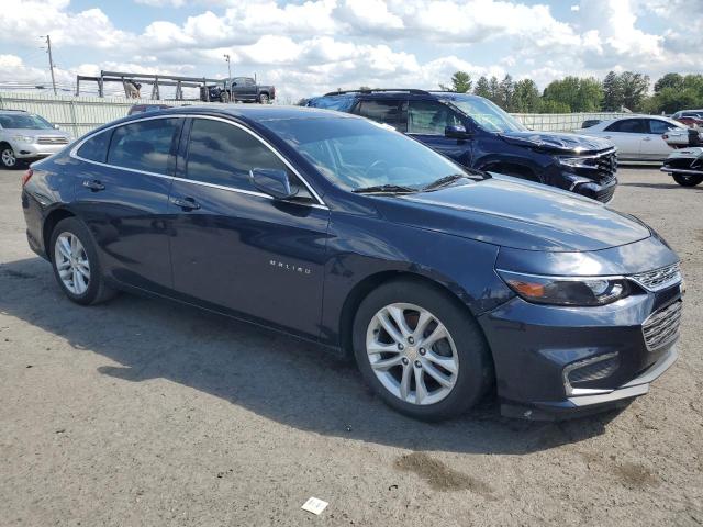 1G1ZD5ST4JF189825 - 2018 CHEVROLET MALIBU LT Blau Foto 4