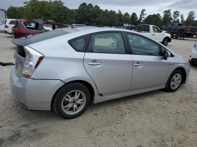JTDKN3DU9B5339015 - 2011 TOYOTA PRIUS 银色 照片 3