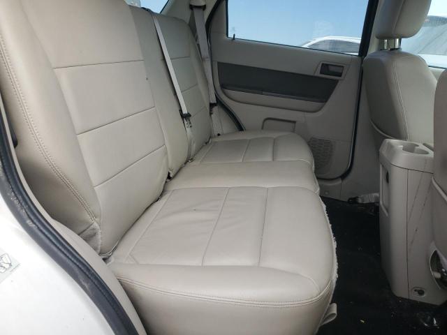 1FMCU0DG4CKA88581 - 2012 FORD ESCAPE XLT WHITE photo 11