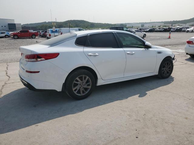 5XXGT4L3XKG307017 - 2019 KIA OPTIMA LX WHITE photo 3