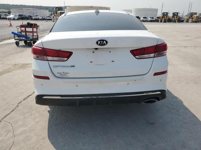 5XXGT4L3XKG307017 - 2019 KIA OPTIMA LX WHITE photo 6
