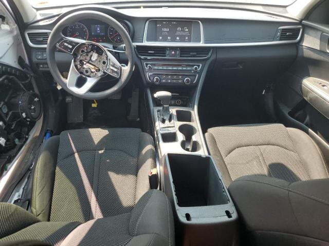 5XXGT4L3XKG307017 - 2019 KIA OPTIMA LX WHITE photo 8