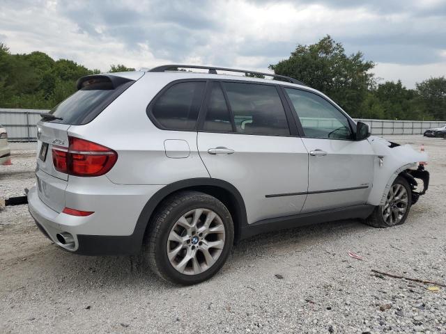 5UXZV4C54BL741291 - 2011 BMW X5 XDRIVE35I 银色 照片 3