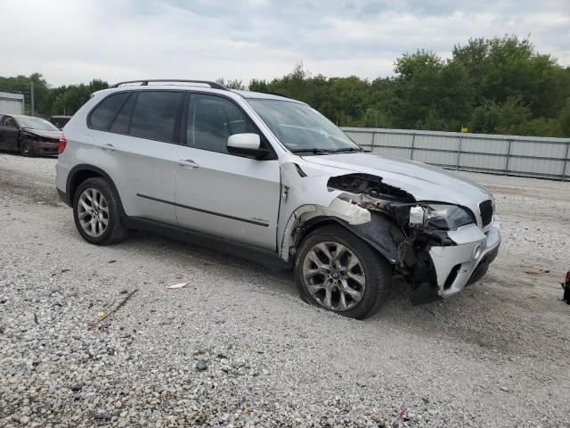 5UXZV4C54BL741291 - 2011 BMW X5 XDRIVE35I 银色 照片 4