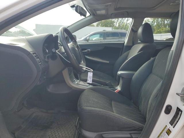 2T1BU4EE6DC962081 - 2013 TOYOTA COROLLA BASE 白色 照片 7