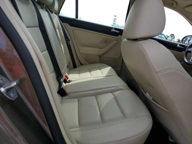 3VWPL7AJ0CM673956 - 2012 VOLKSWAGEN JETTA TDI Brązowy zdjęcie 11