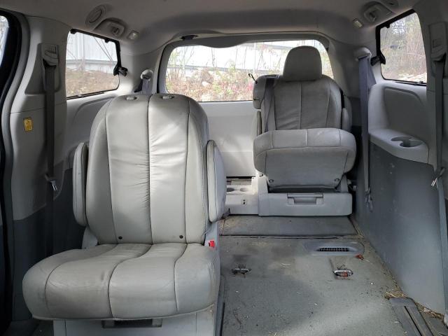 5TDYK3DC9CS189493 - 2012 TOYOTA SIENNA XLE SILVER photo 10