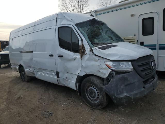 W1Y4DDHY9MT047843 - 2021 MERCEDES-BENZ SPRINTER 2500 WHITE photo 4