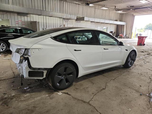 5YJ3E1EA3PF464160 - 2023 TESLA MODEL 3 WHITE photo 3