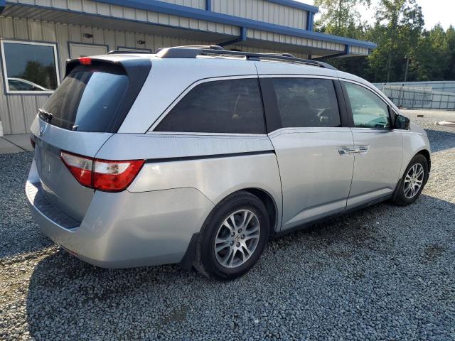 5FNRL5H44BB060905 - 2011 HONDA ODYSSEY EX SILVER photo 3