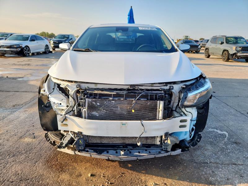 1G1ZH5SX8GF273422 - 2016 CHEVROLET MALIBU PREMIER WHITE photo 5