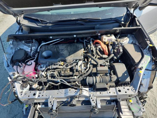 4T3R6RFV4MU030648 - 2021 TOYOTA RAV4 XLE ვერცხლისფერი ფოტო 12