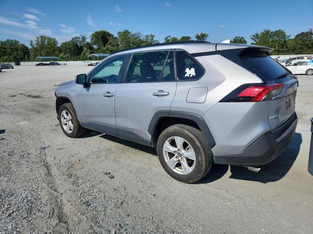 4T3R6RFV4MU030648 - 2021 TOYOTA RAV4 XLE ვერცხლისფერი ფოტო 2