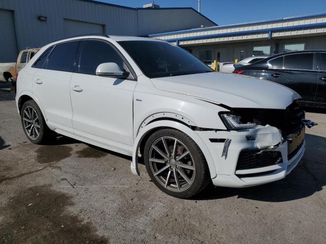 WA1JCCFS2JR011725 - 2018 AUDI Q3 PREMIUM PLUS Weiß Foto 4