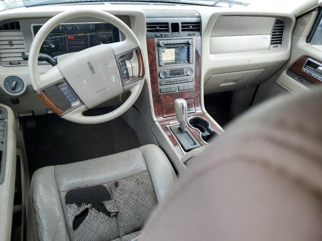 5LMJJ2H52BEJ08860 - 2011 LINCOLN NAVIGATOR ნაცრისფერი ფოტო 8