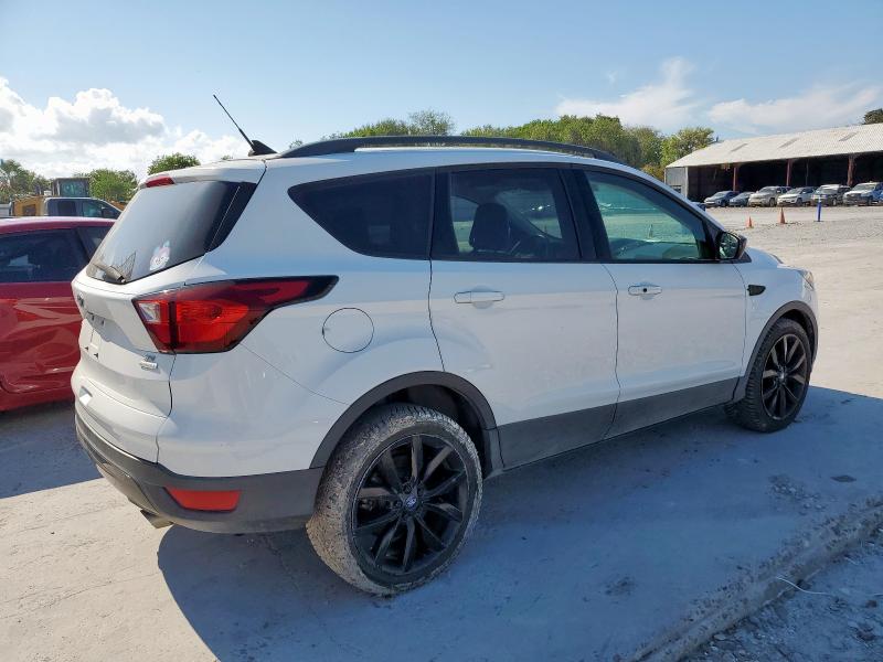 1FMCU0GD8KUB30156 - 2019 FORD ESCAPE SE 白色 照片 3