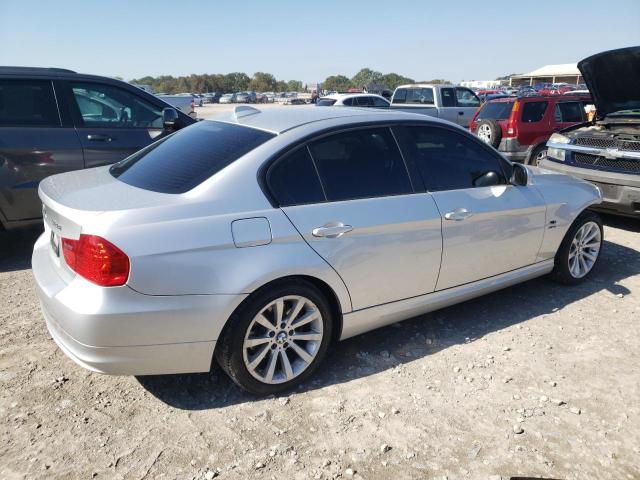 WBAPK7C52BA817151 - 2011 BMW 328 XI SILVER photo 3