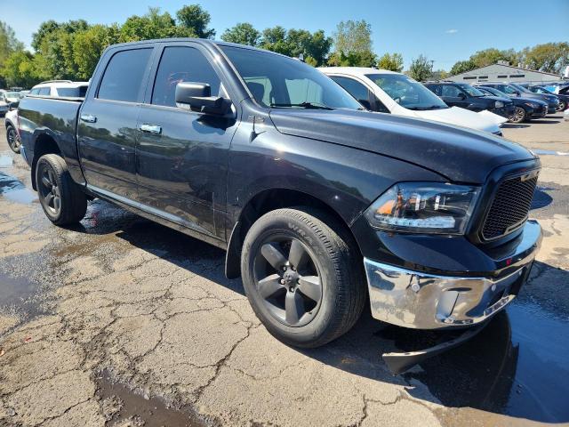 3C6RR7LT0HG584605 - 2017 RAM 1500 SLT BLACK photo 4