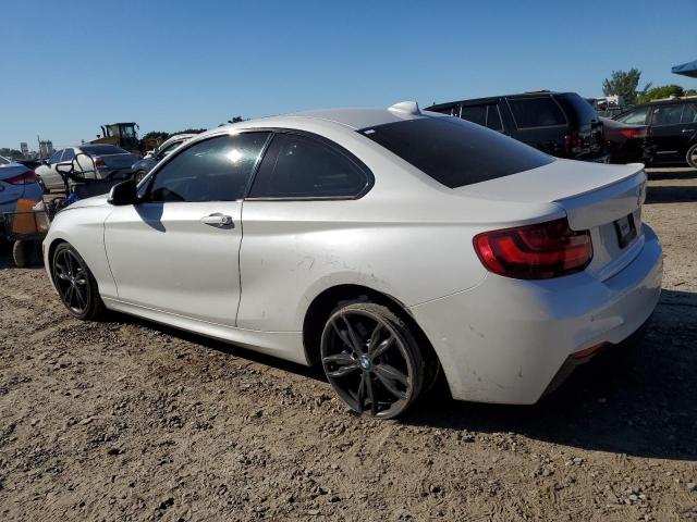 WBA1J7C57GV360118 - 2016 BMW M235I WHITE photo 2