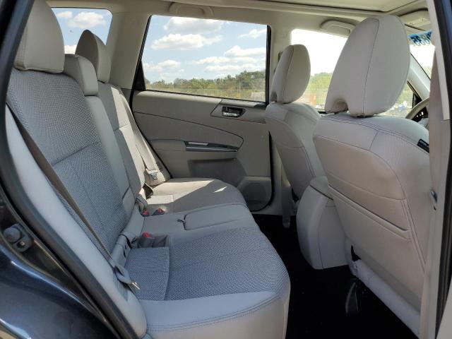 JF2SHADC4DH446351 - 2013 SUBARU FORESTER 2.5X PREMIUM GRAY photo 11