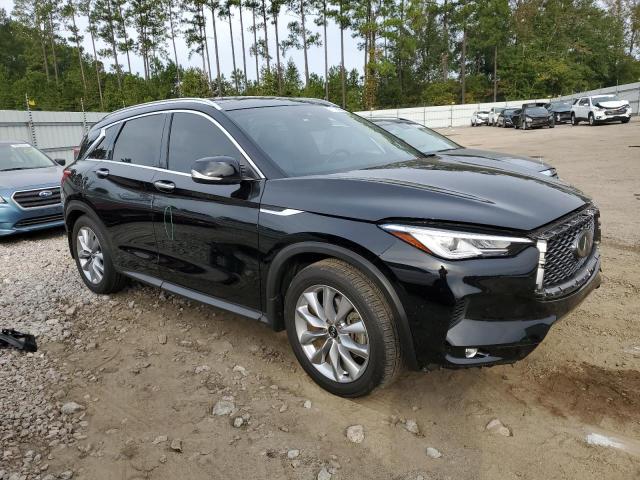 3PCAJ5M3XLF120395 - 2020 INFINITI QX50 PURE BLACK photo 4