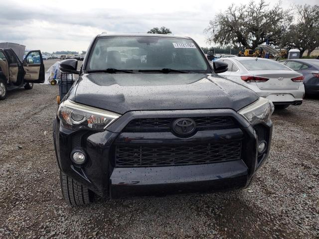 JTEZU5JR5J5191226 - 2018 TOYOTA 4RUNNER SR5 BLACK photo 5