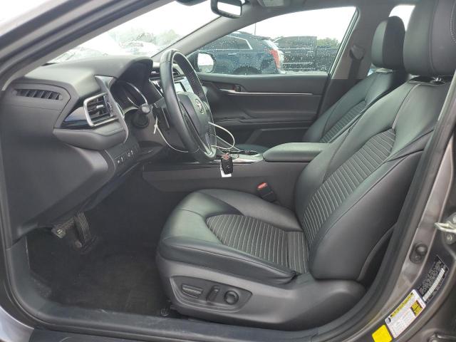 4T1M11AK1LU321316 - 2020 TOYOTA CAMRY SE GRAY photo 7