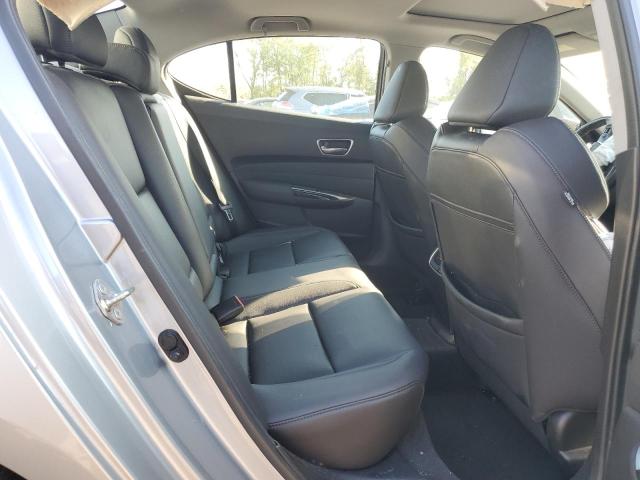 19UUB2F34JA004929 - 2018 ACURA TLX SILVER photo 10