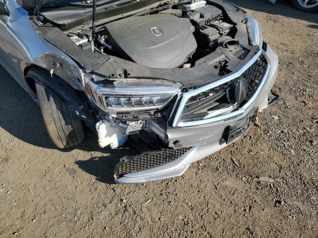 19UUB2F34JA004929 - 2018 ACURA TLX SILVER photo 12