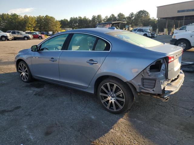 LYV402TM8HB145068 - 2017 VOLVO S60 PLATINUM BLUE photo 2