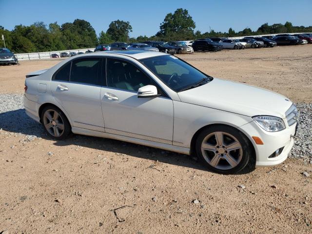 WDDGF8BB0AR120331 - 2010 MERCEDES-BENZ C 300 4MATIC WHITE photo 4