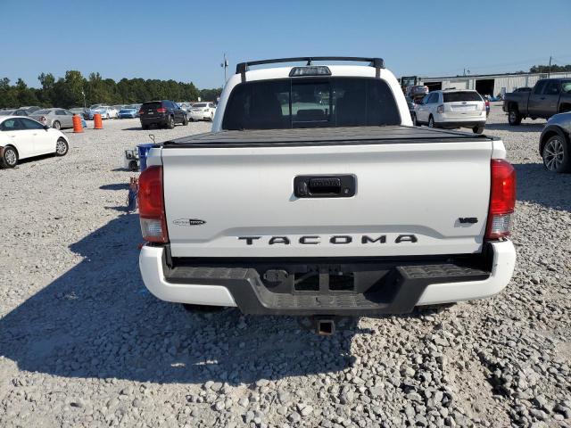 3TMAZ5CN0HM030767 - 2017 TOYOTA TACOMA DOUBLE CAB WHITE photo 6